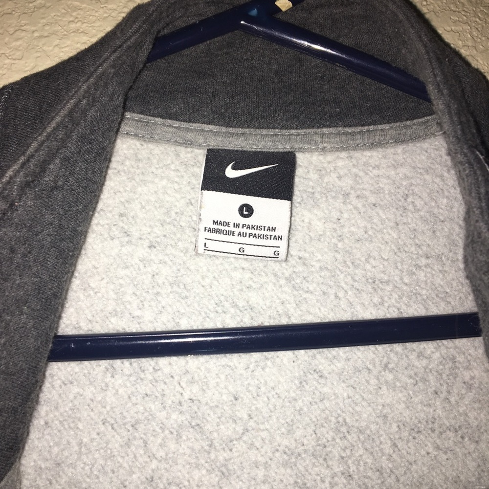 Nike Jacket - Picture 2 of 2